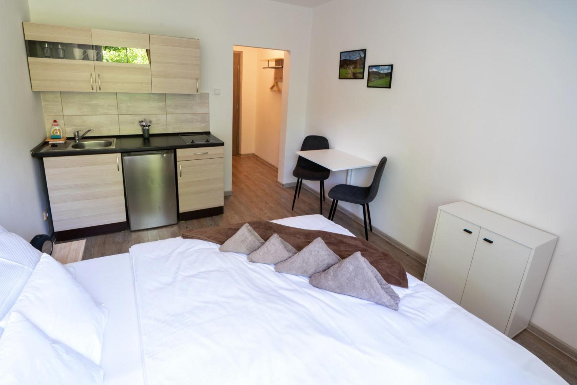 Formule Otel Perštejn Dış mekan fotoğraf