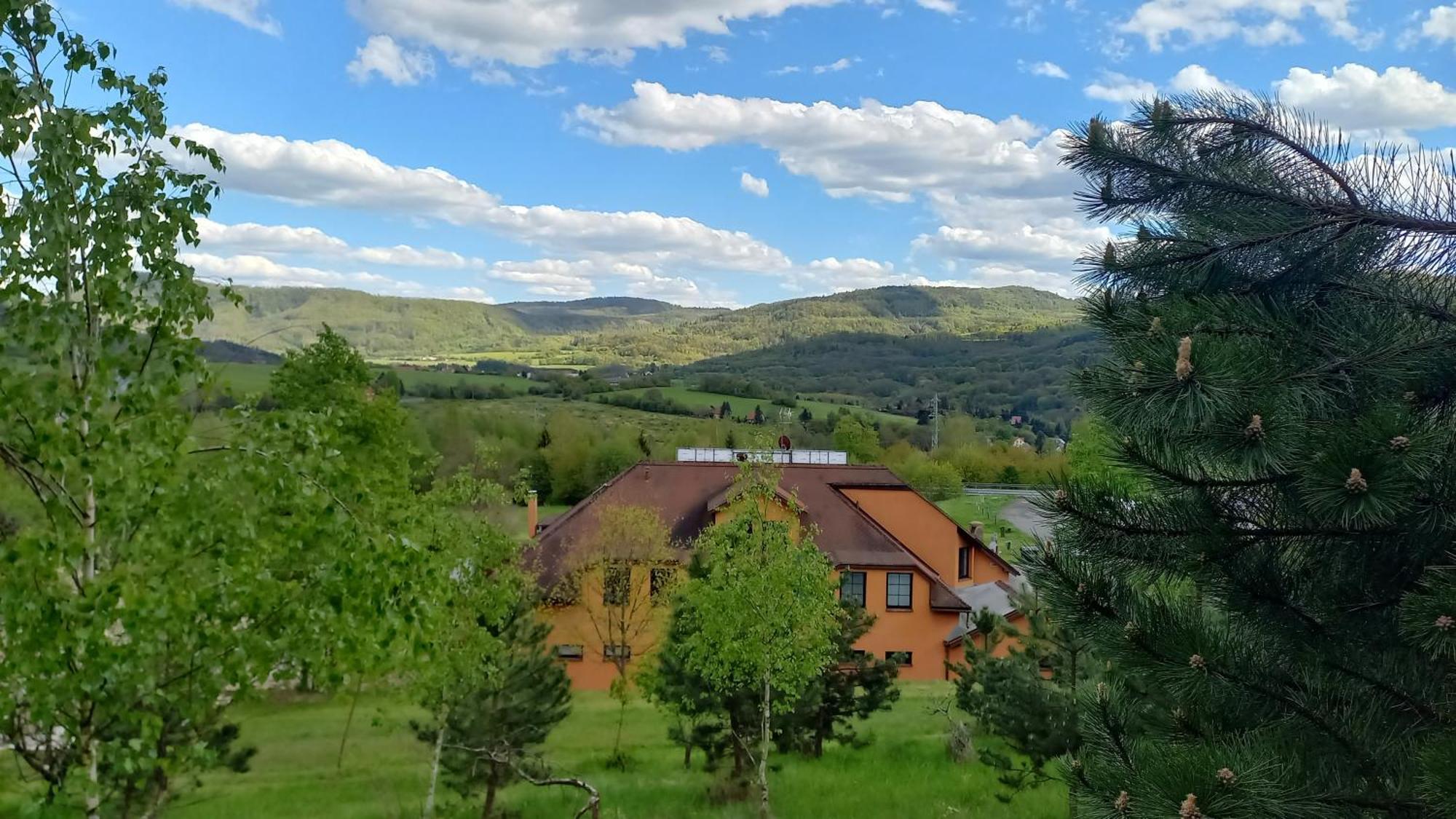 Formule Otel Perštejn Dış mekan fotoğraf